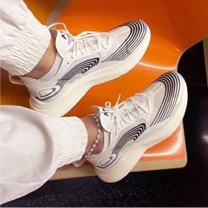 APL Streamline Sneakers